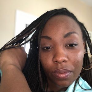 Meet your Posher, Kendra